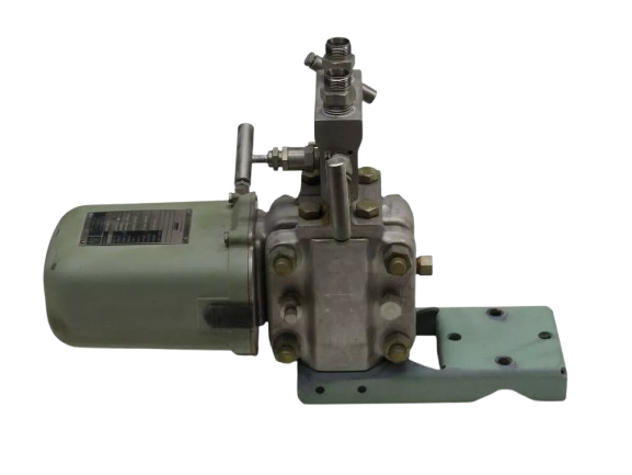 13A-HS2 Foxboro - T150040